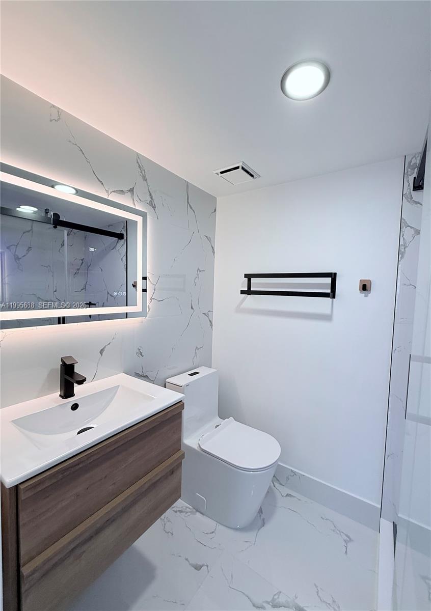 CORAL POINTE TOWNHOMES CO - Residential