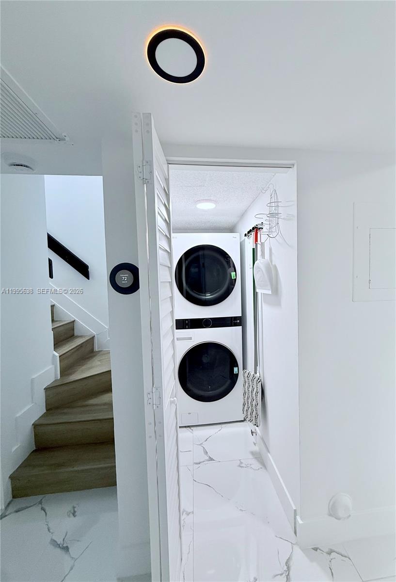 CORAL POINTE TOWNHOMES CO - Residential