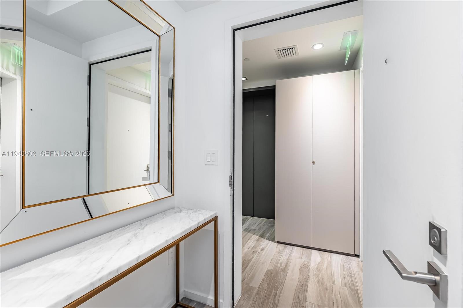 801 SMA RESIDENCES CONDO - Residential