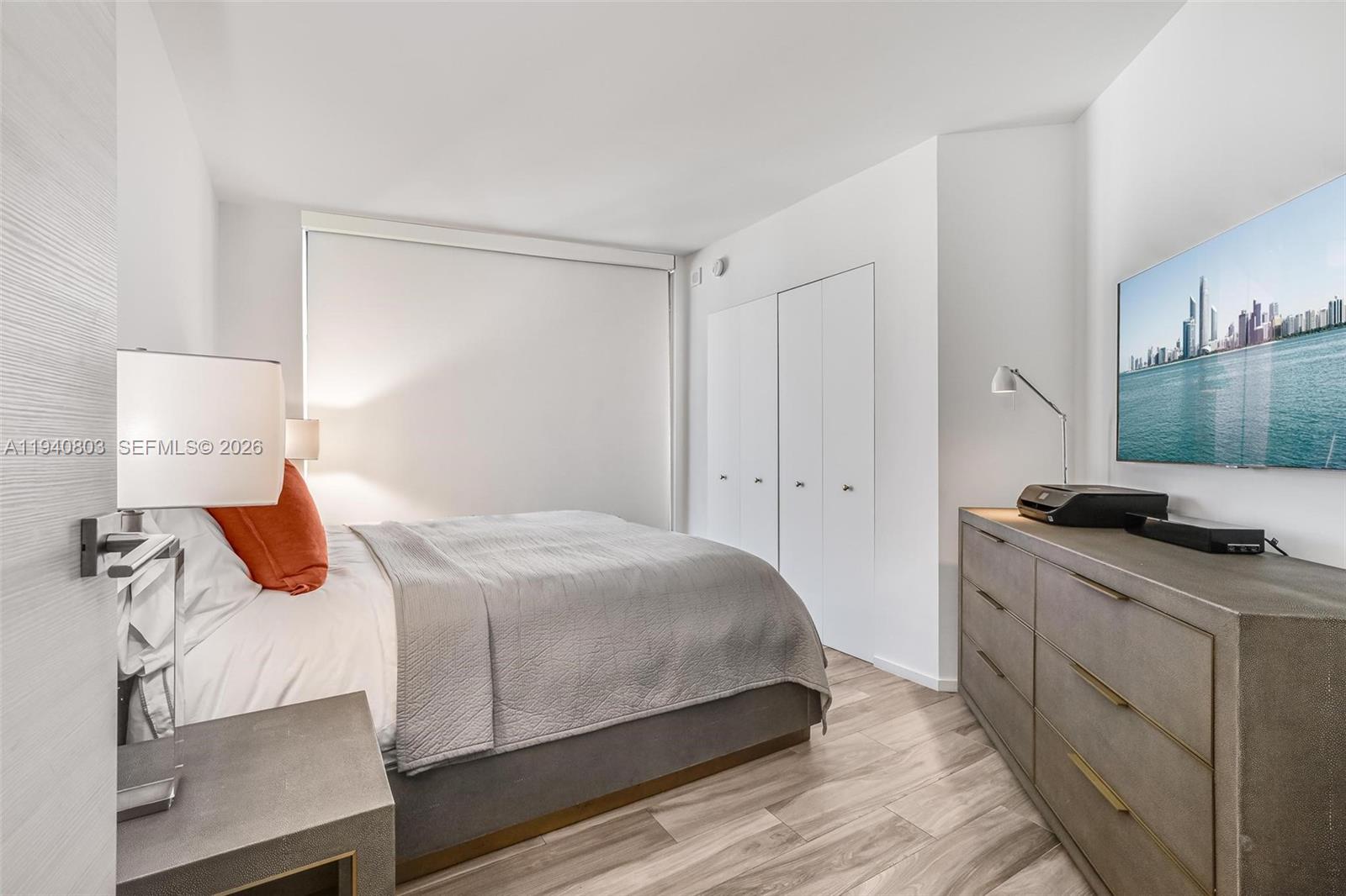 801 SMA RESIDENCES CONDO - Residential