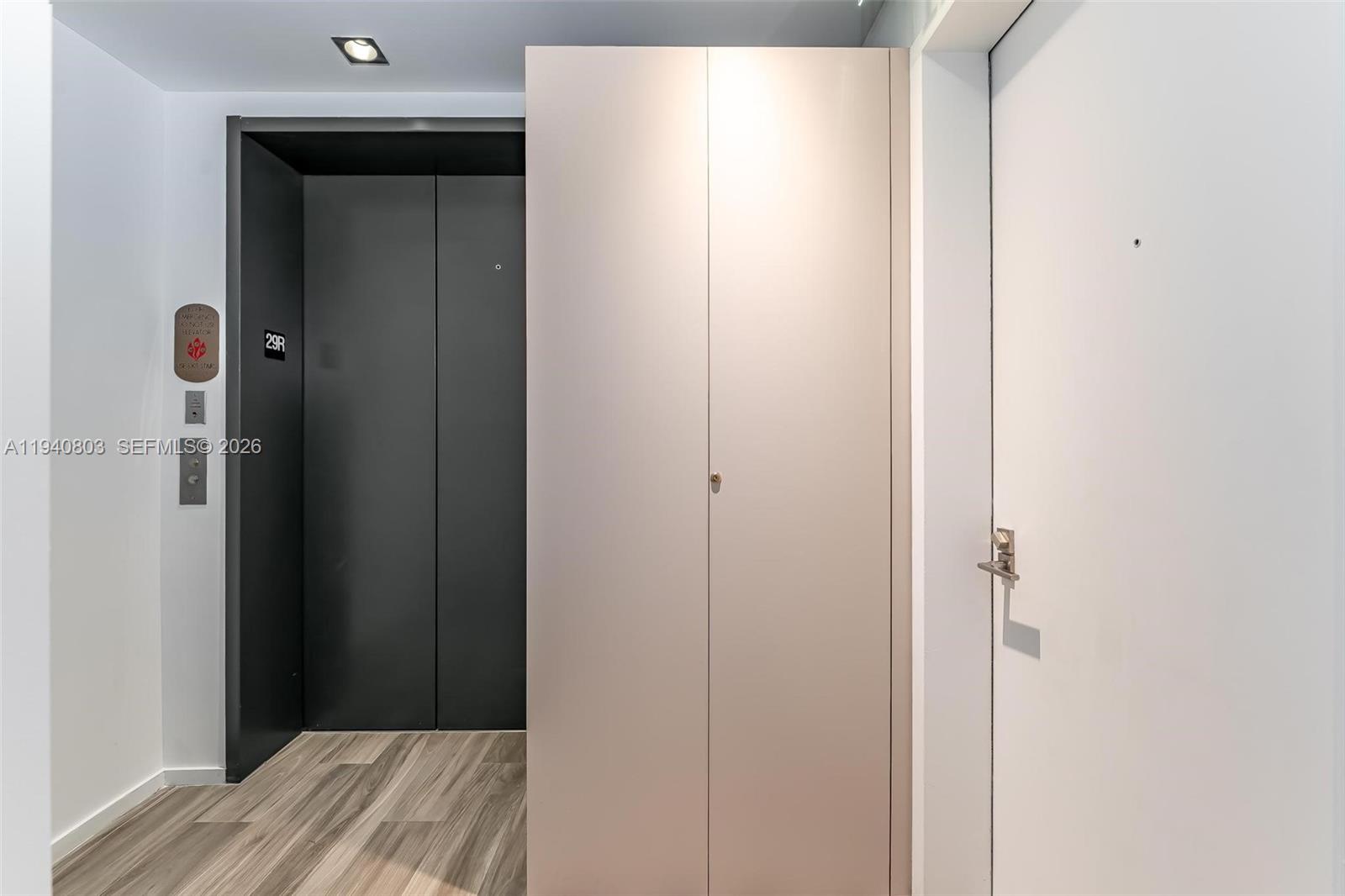 801 SMA RESIDENCES CONDO - Residential