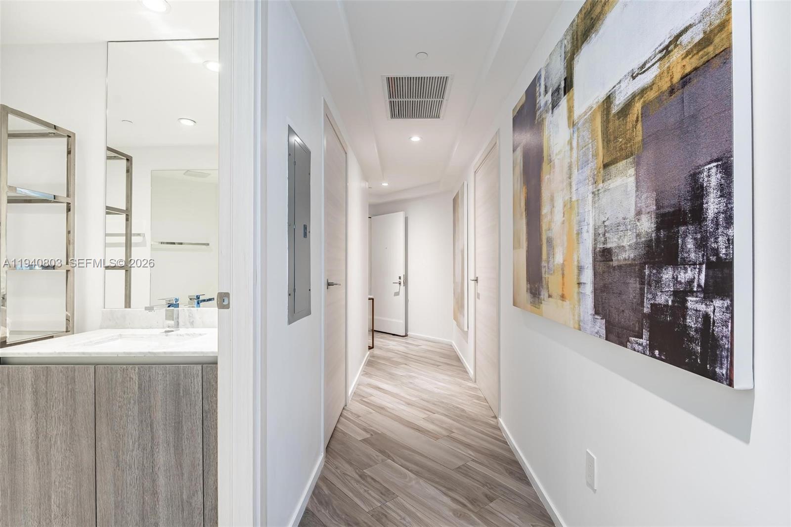 801 SMA RESIDENCES CONDO - Residential