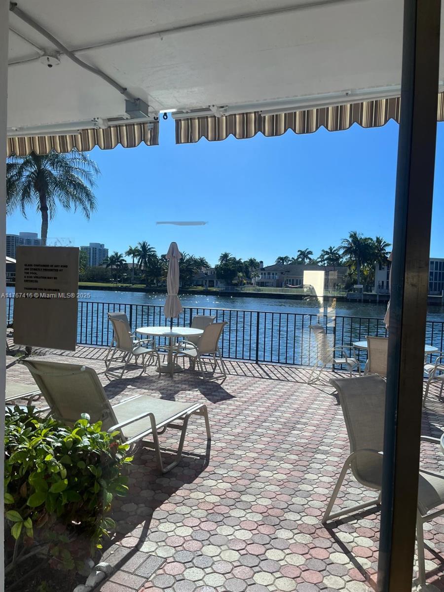 ASHLEIGH HOUSE CONDO - Residential Lease