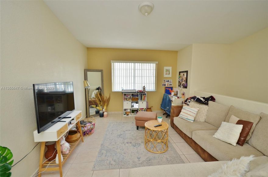 Oversized Living Room with HIGH Ceilings, Remodeled Kitchen and Baths, Washer/Dryer in unit. Ceramic floors in main living space, wood in bedrooms. SPACIOUS Walk-in Closets on both Bedrooms. LOADS of natural light, even a Balcony off Dining Room.  Investors Welcomed. **PLEASE READ BROKER REMARKS, Thank you!