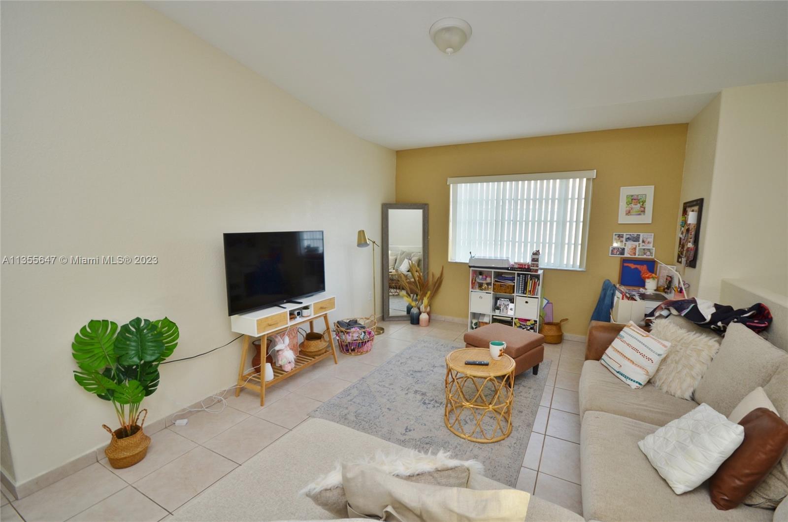 GARDEN VIEW VILLAS HOMES - Residential