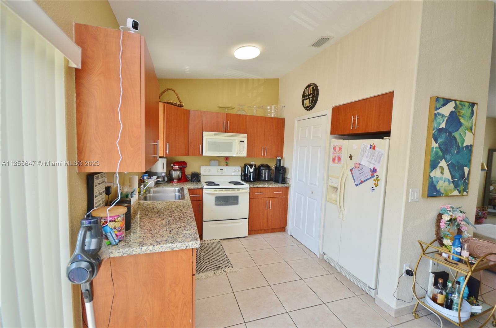 GARDEN VIEW VILLAS HOMES - Residential