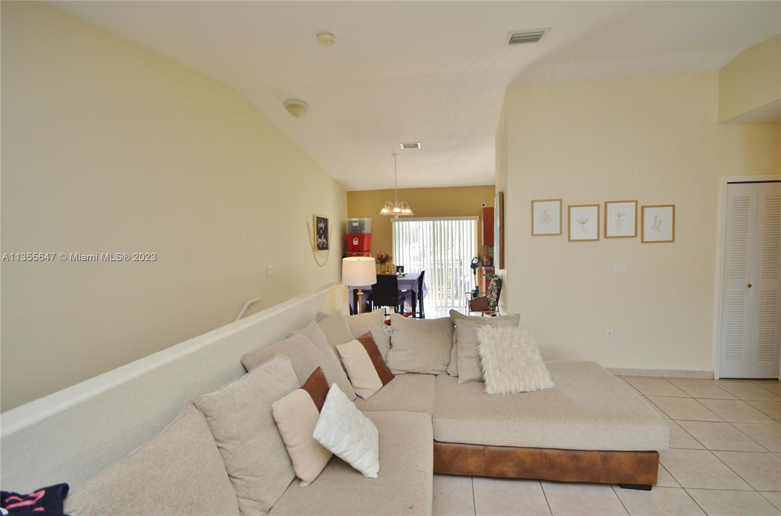 GARDEN VIEW VILLAS HOMES - Residential