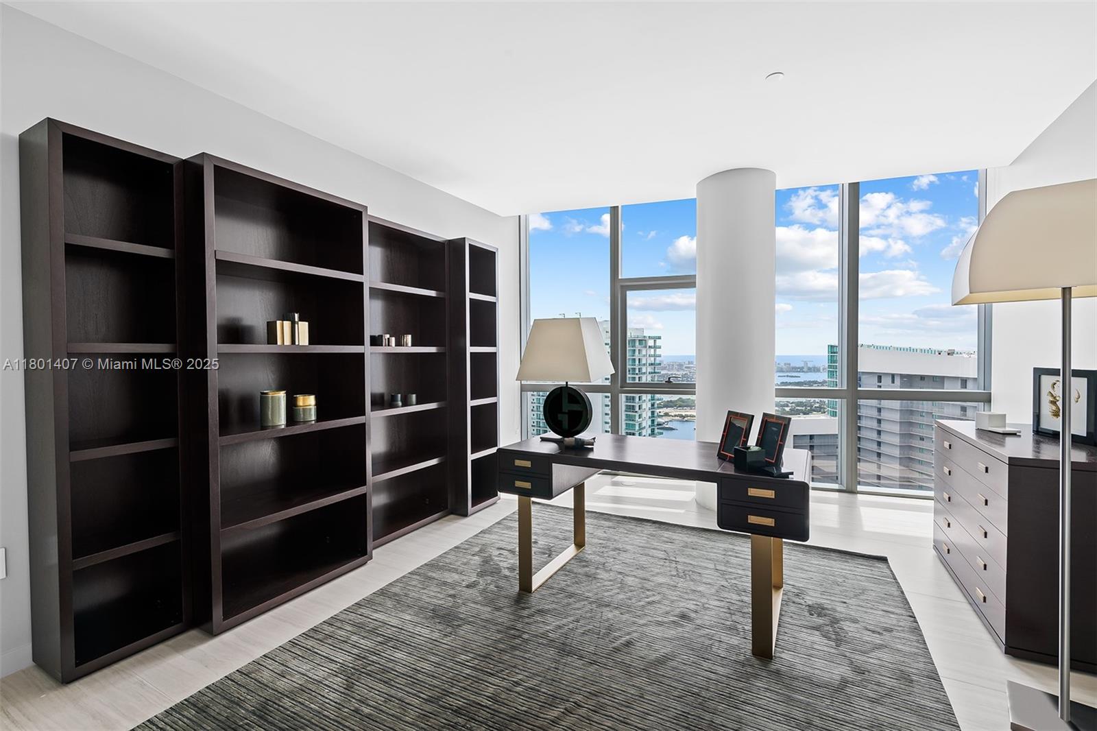 PARAMOUNT MIAMI WORLDCENT - Residential