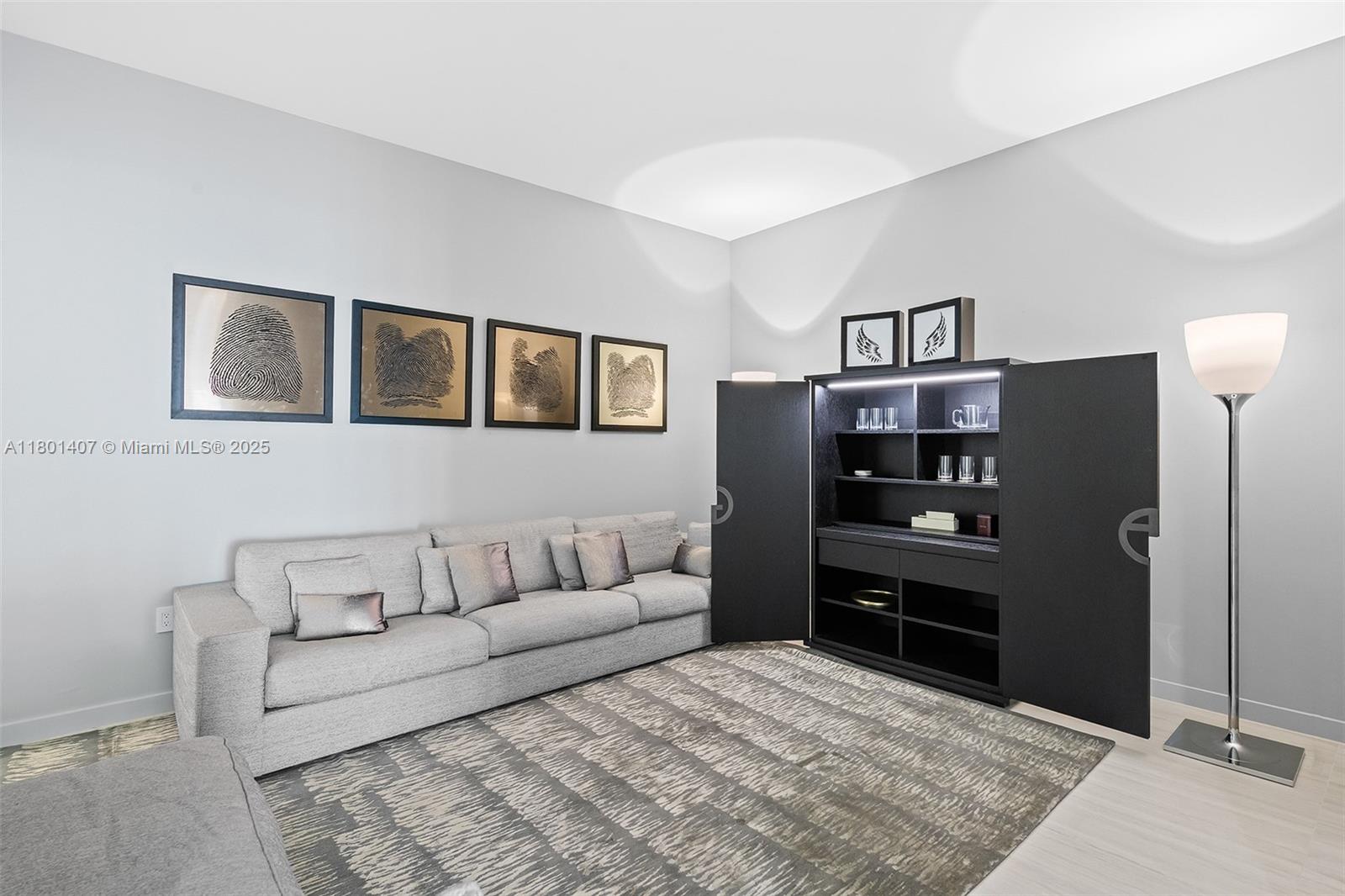 PARAMOUNT MIAMI WORLDCENT - Residential