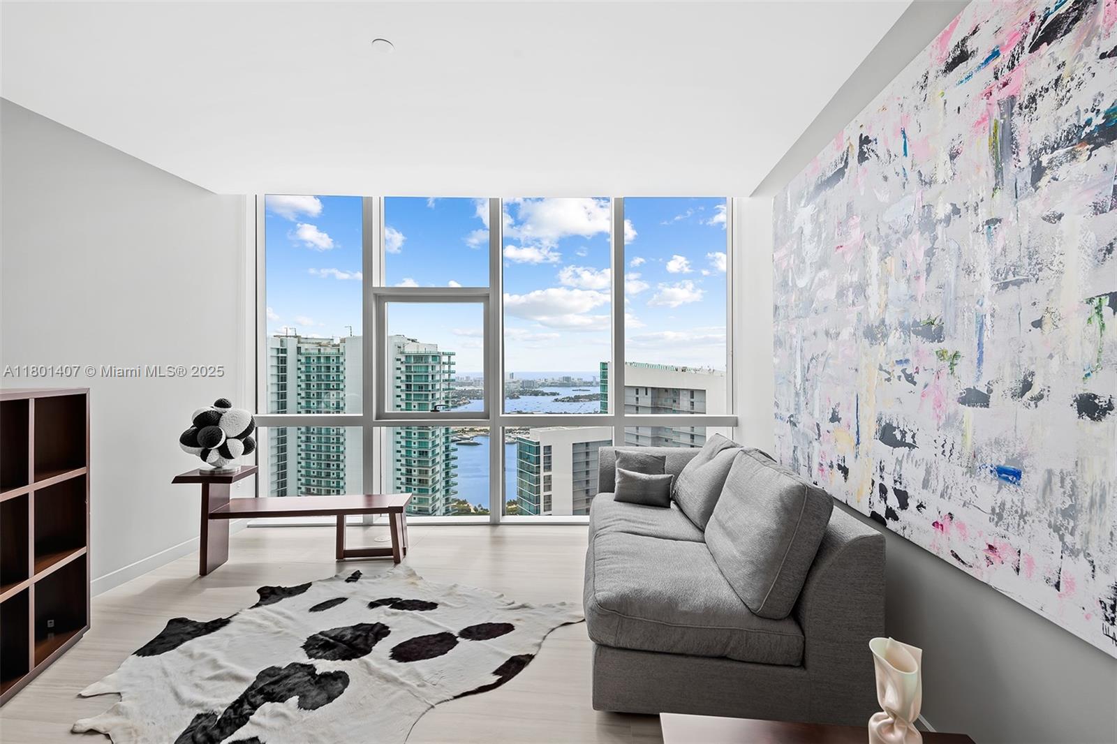 PARAMOUNT MIAMI WORLDCENT - Residential