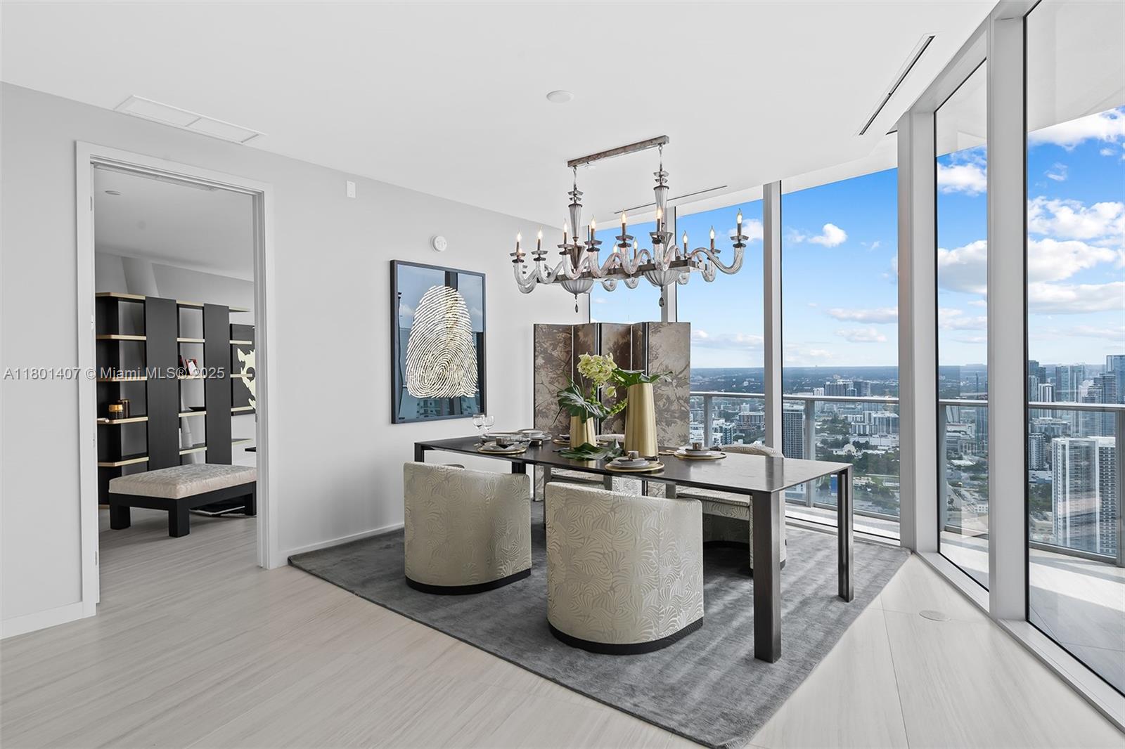 PARAMOUNT MIAMI WORLDCENT - Residential