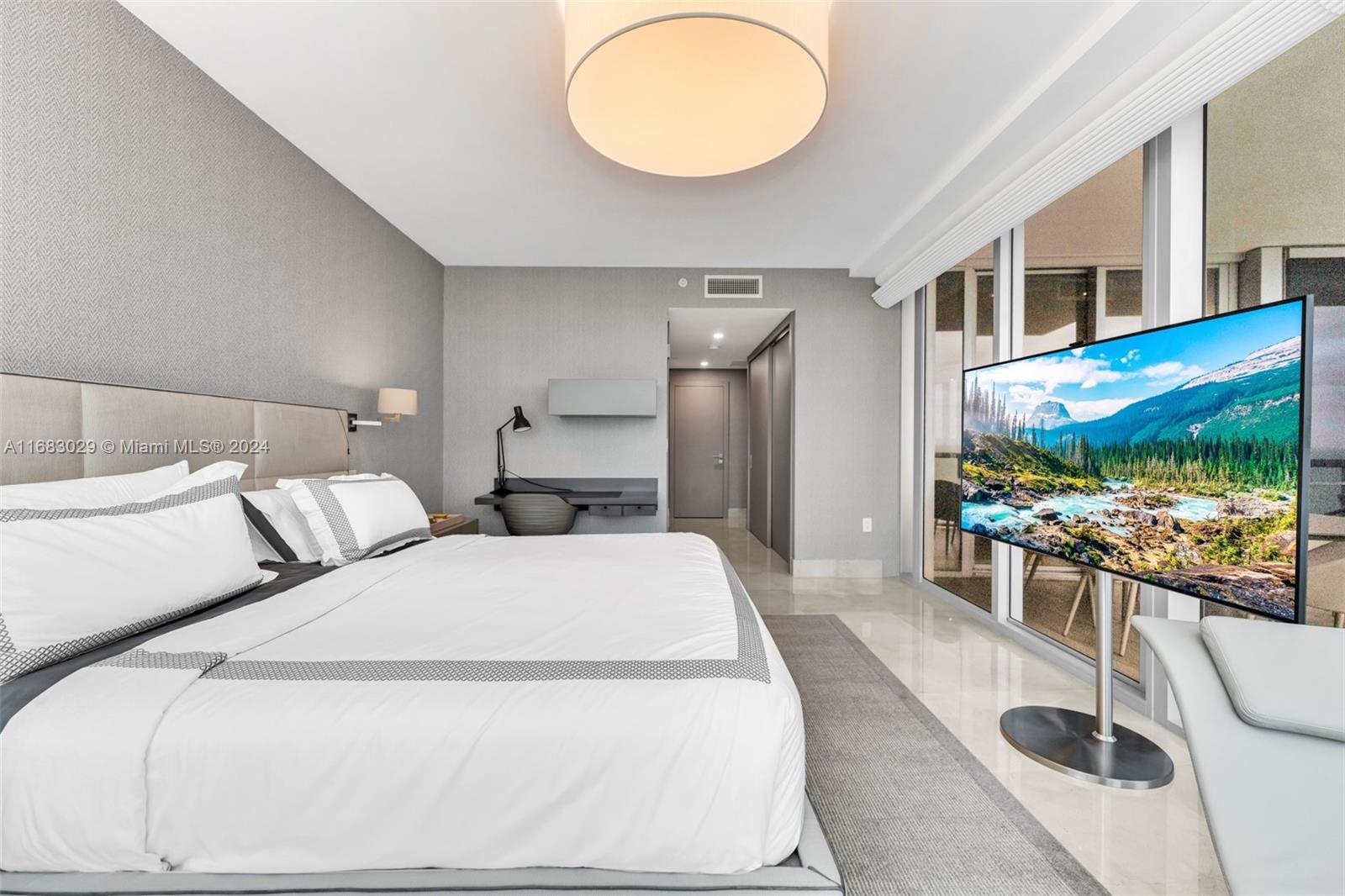 JADE OCEAN CONDO - Residential