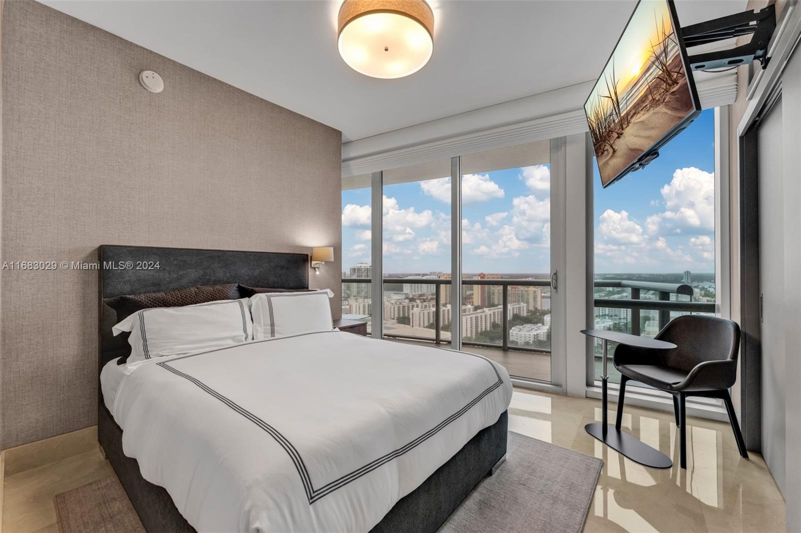 JADE OCEAN CONDO - Residential