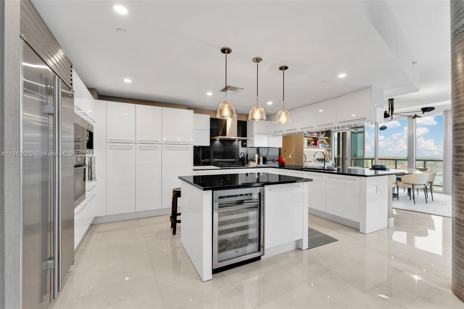 JADE OCEAN CONDO - Residential