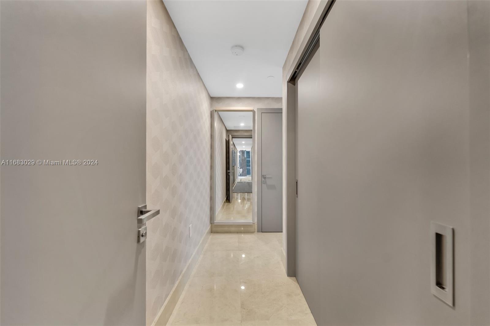 JADE OCEAN CONDO - Residential