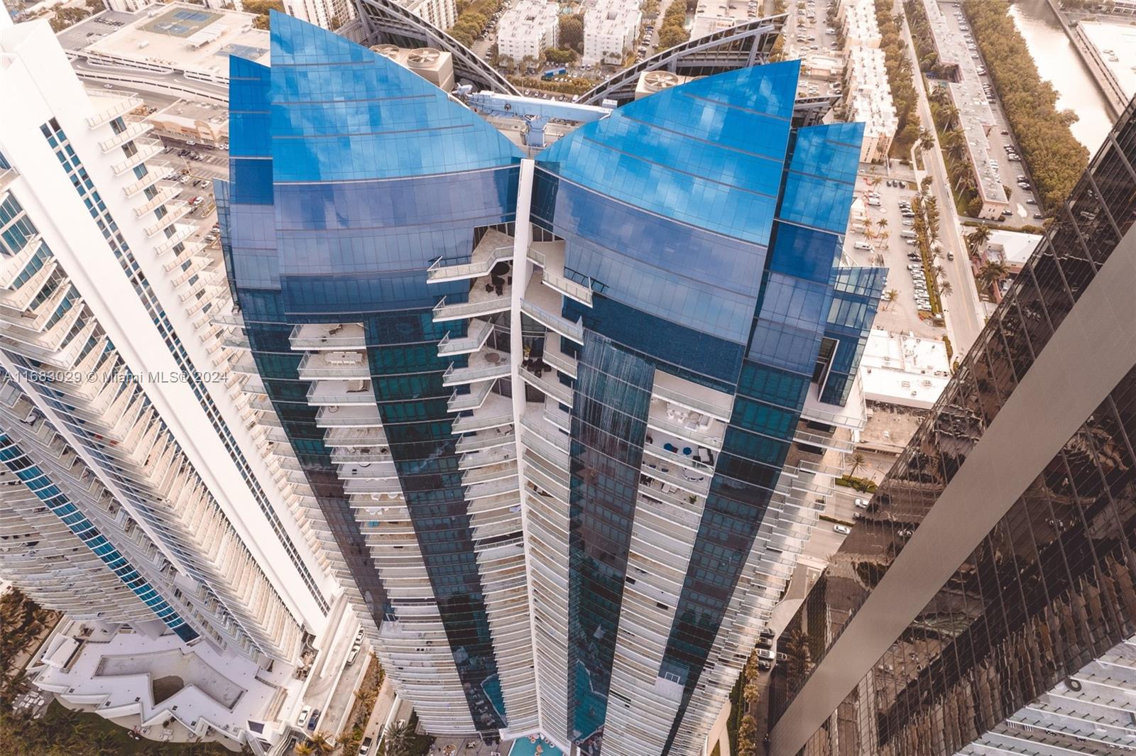 JADE OCEAN CONDO - Residential