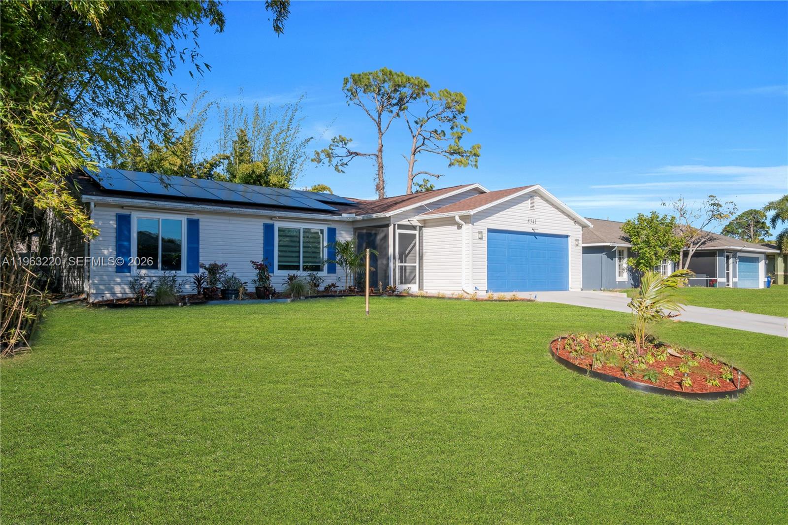 San Carlos Park - Residential