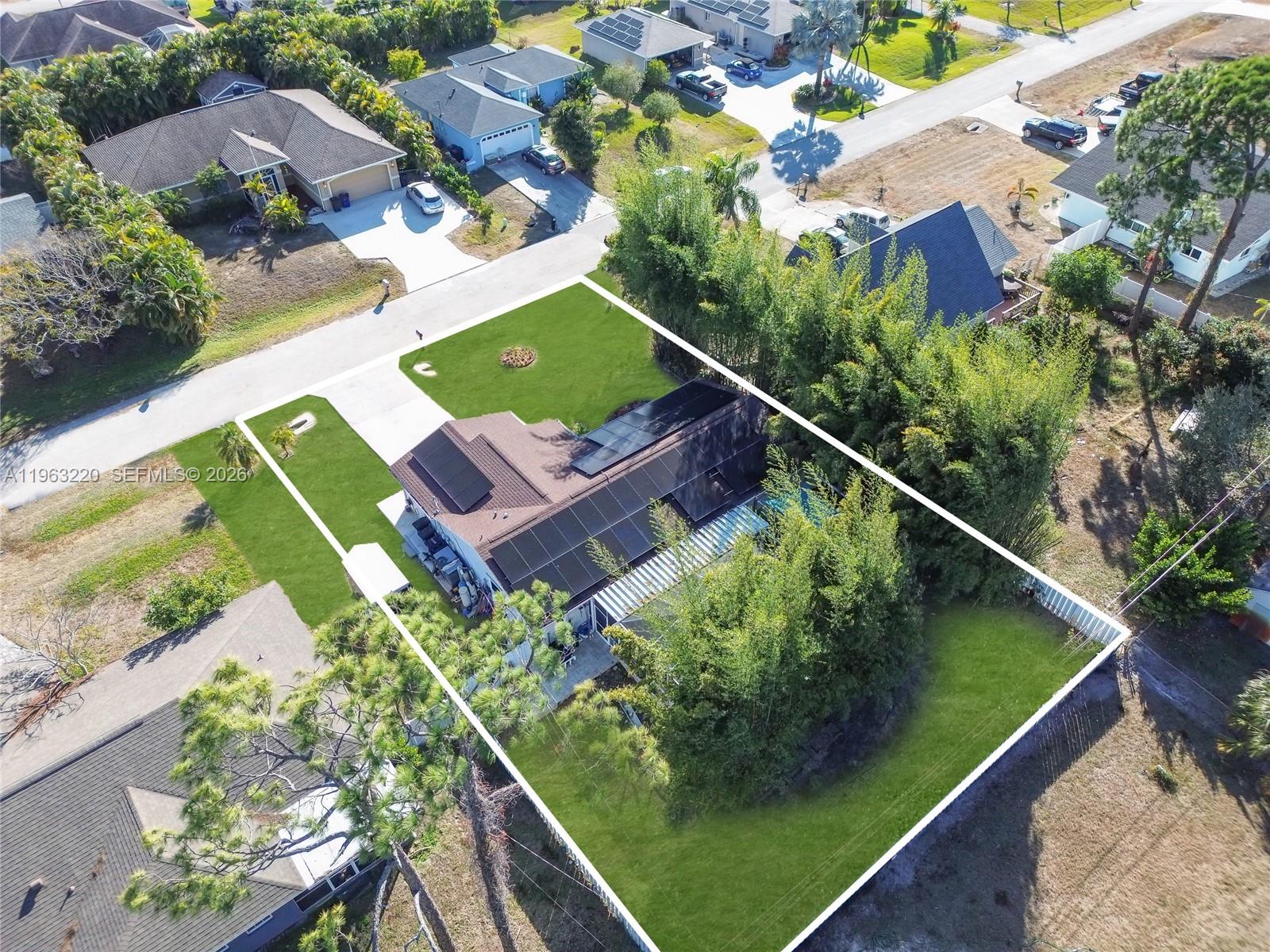 San Carlos Park - Residential