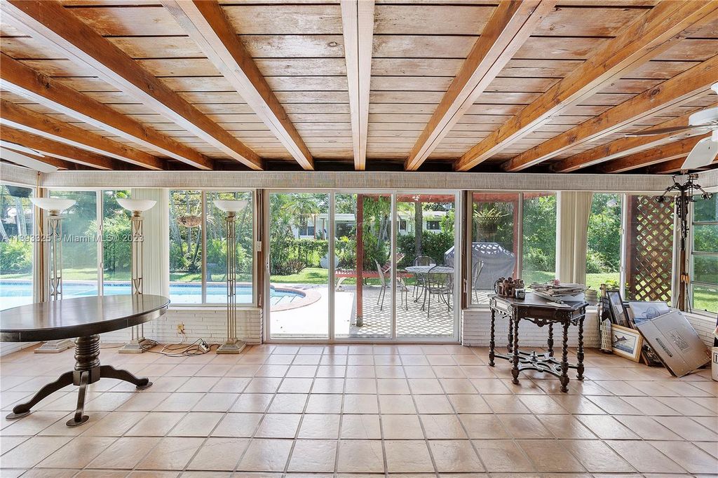 Photo of 700 Garden Ct, Plantation, FL 33317 (MLS # A11393325)