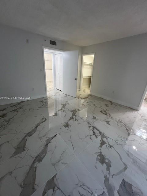 HORIZONS WEST CONDO #7 - Residential