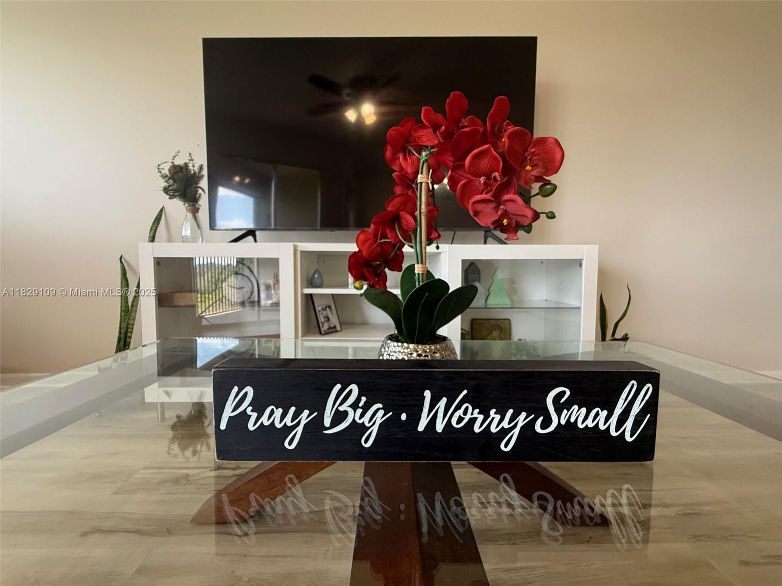 SUFFOLK AT CENTURY VILLAG - Residential