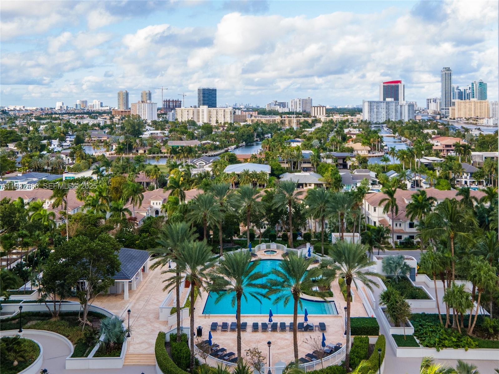 NORTH TOWER AT THE POINT - Residential