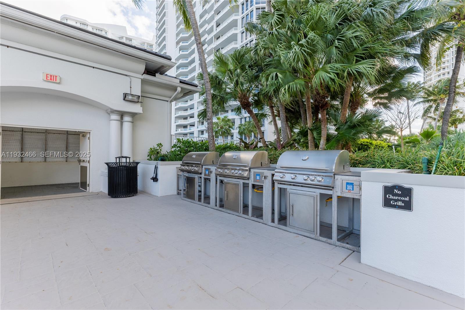 NORTH TOWER AT THE POINT - Residential