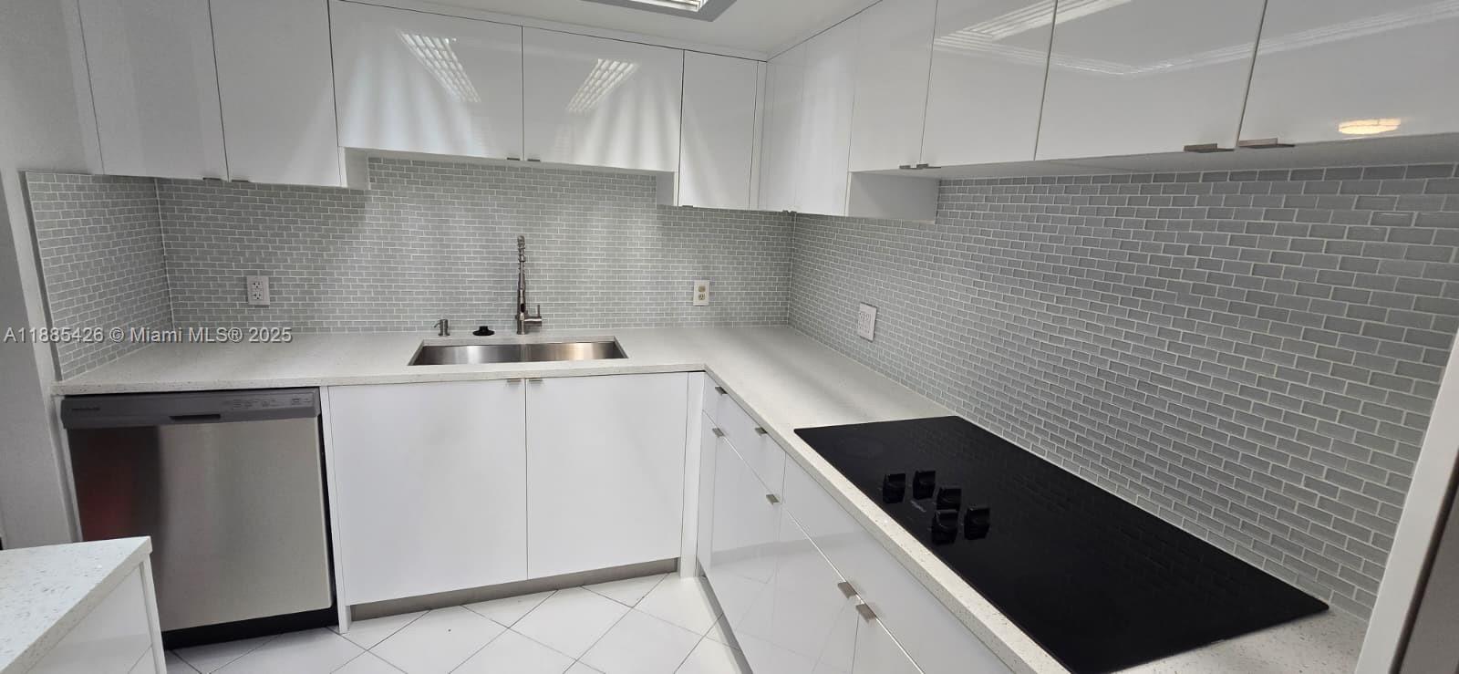 GROVE TOWERS CONDO - Residential Lease