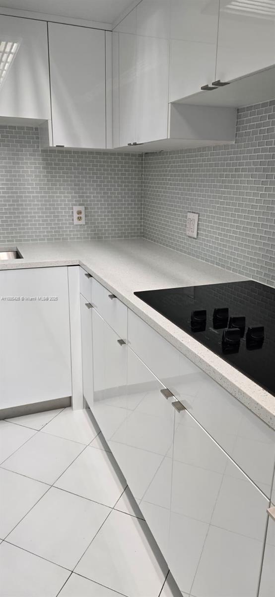 GROVE TOWERS CONDO - Residential Lease