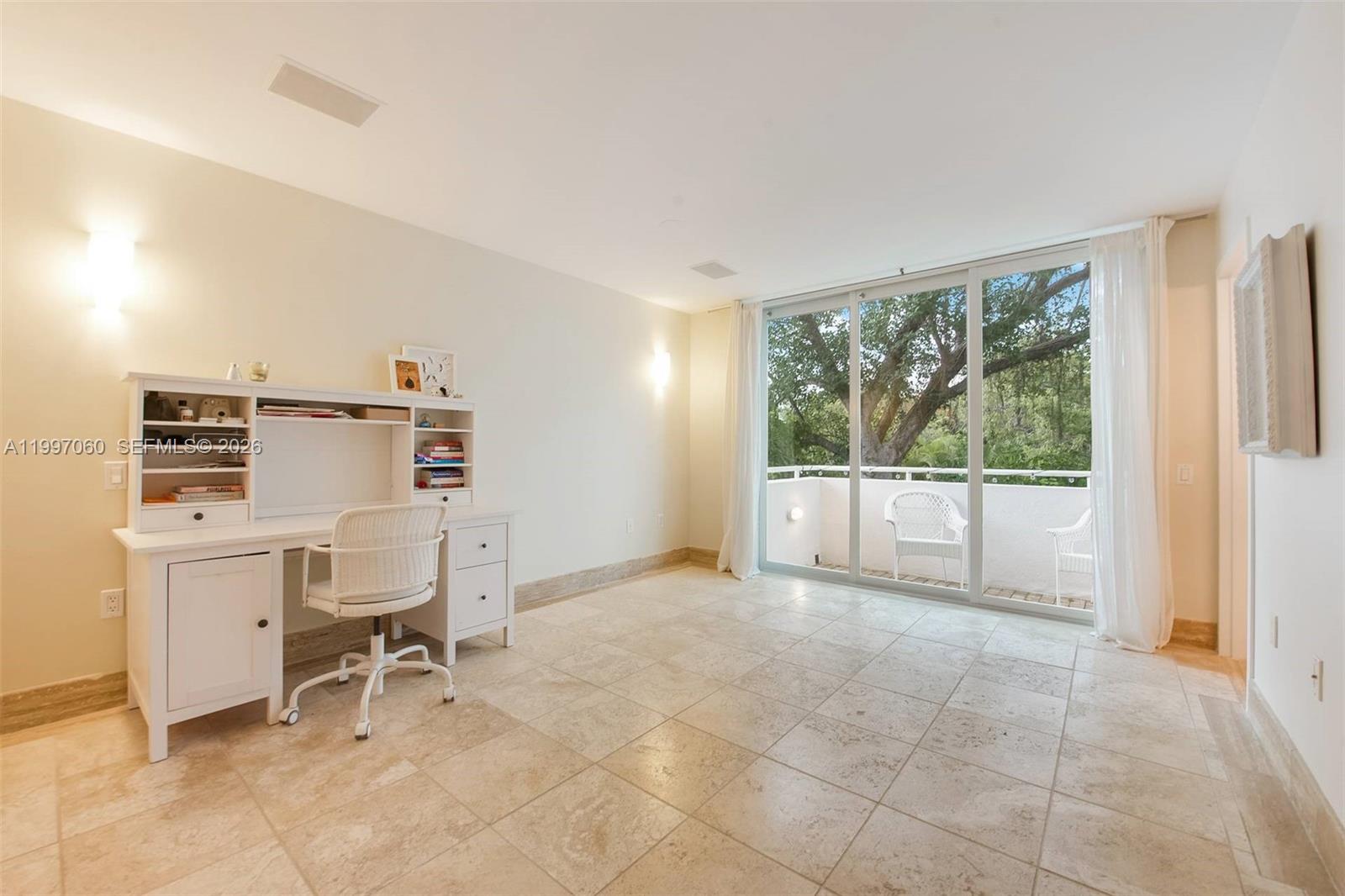 IPANEMA VILLAS CONDO - Residential Lease