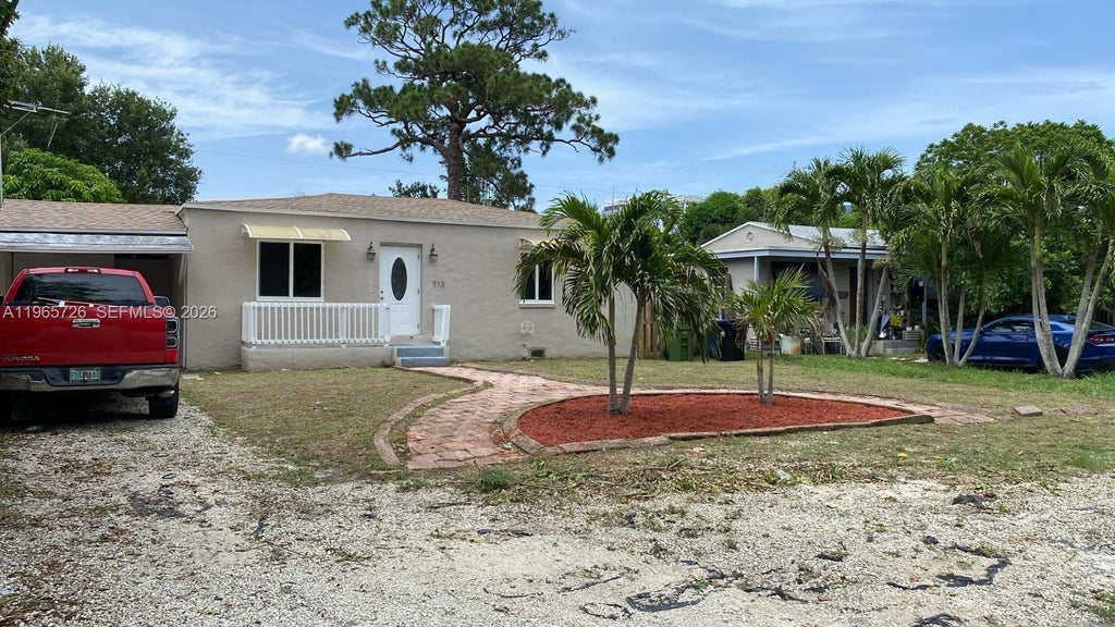 Photo of 713 SW 10th St, Fort Lauderdale, FL 33315 (MLS # A11965726)