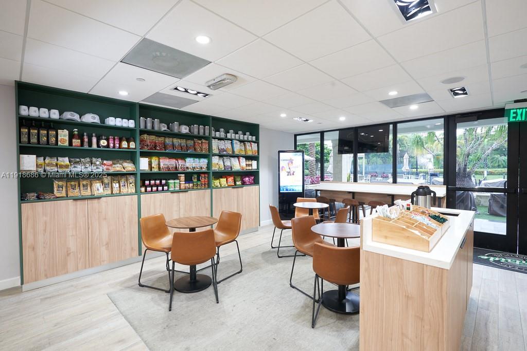 WILLIAMS ISLAND - Residential