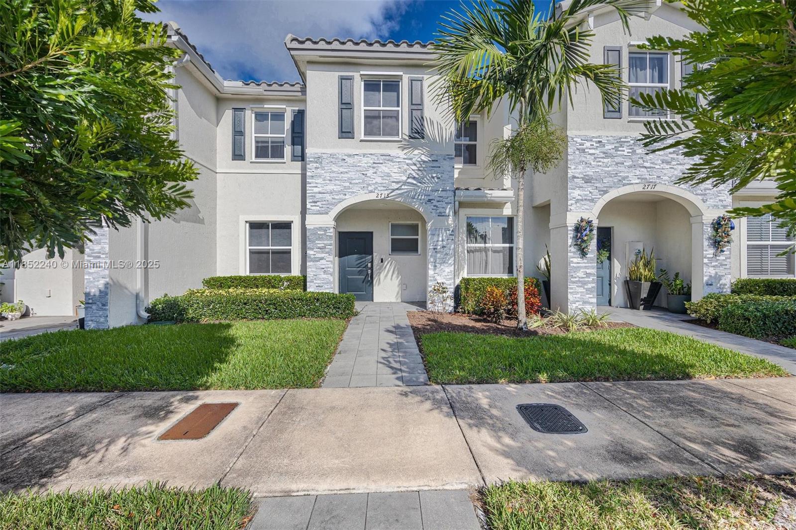 Welcome to The Riviera, a gated community offering resort-style living with low fees! This updated 3-bed, 3-bath townhome features fresh paint, new flooring, and a spacious kitchen that opens to a stylish tile-finished main level. The large master suite provides comfort and relaxation, while the private fenced patio is perfect for unwinding or entertaining. Ideally located minutes from the Ronald Reagan Turnpike, with easy access to Miami and Key West. Close to Publix, dining, and the 130-acre Homestead Sports Complex with top-tier sports and recreation.