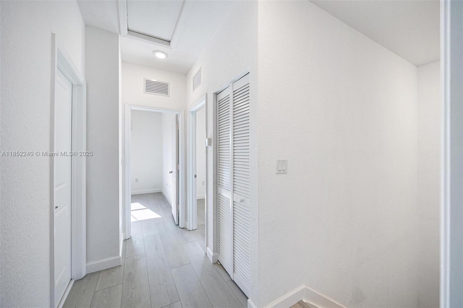 HOMESTEAD PARK OF COMMERC - Residential