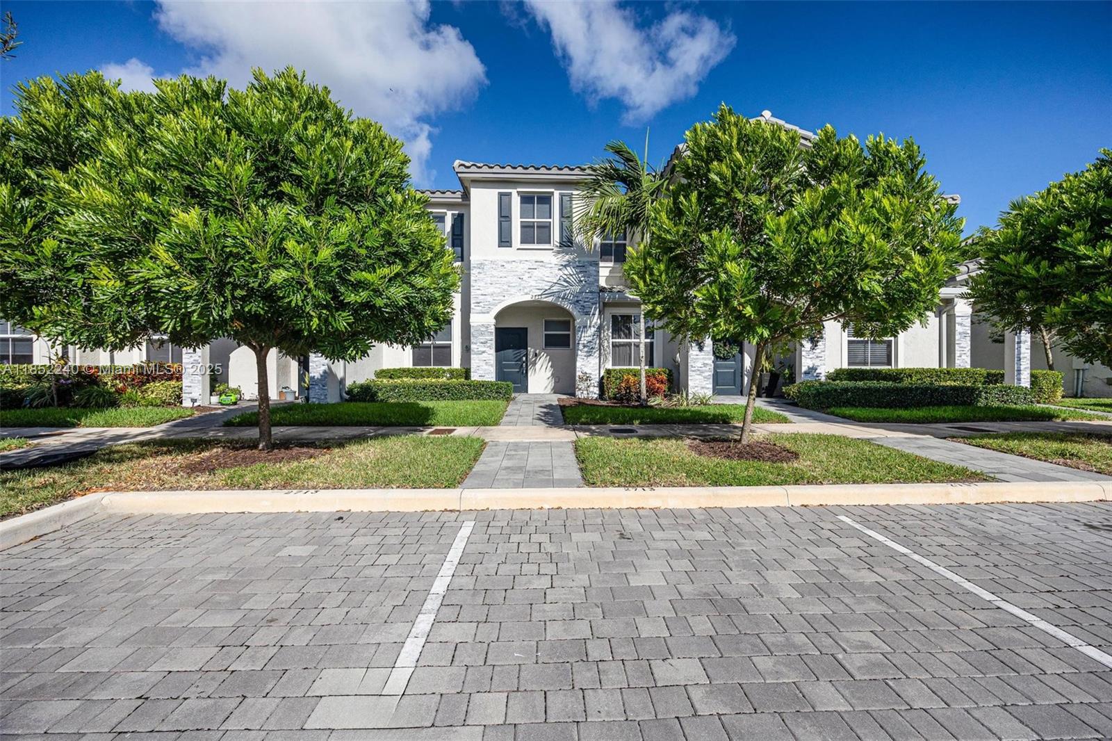 HOMESTEAD PARK OF COMMERC - Residential