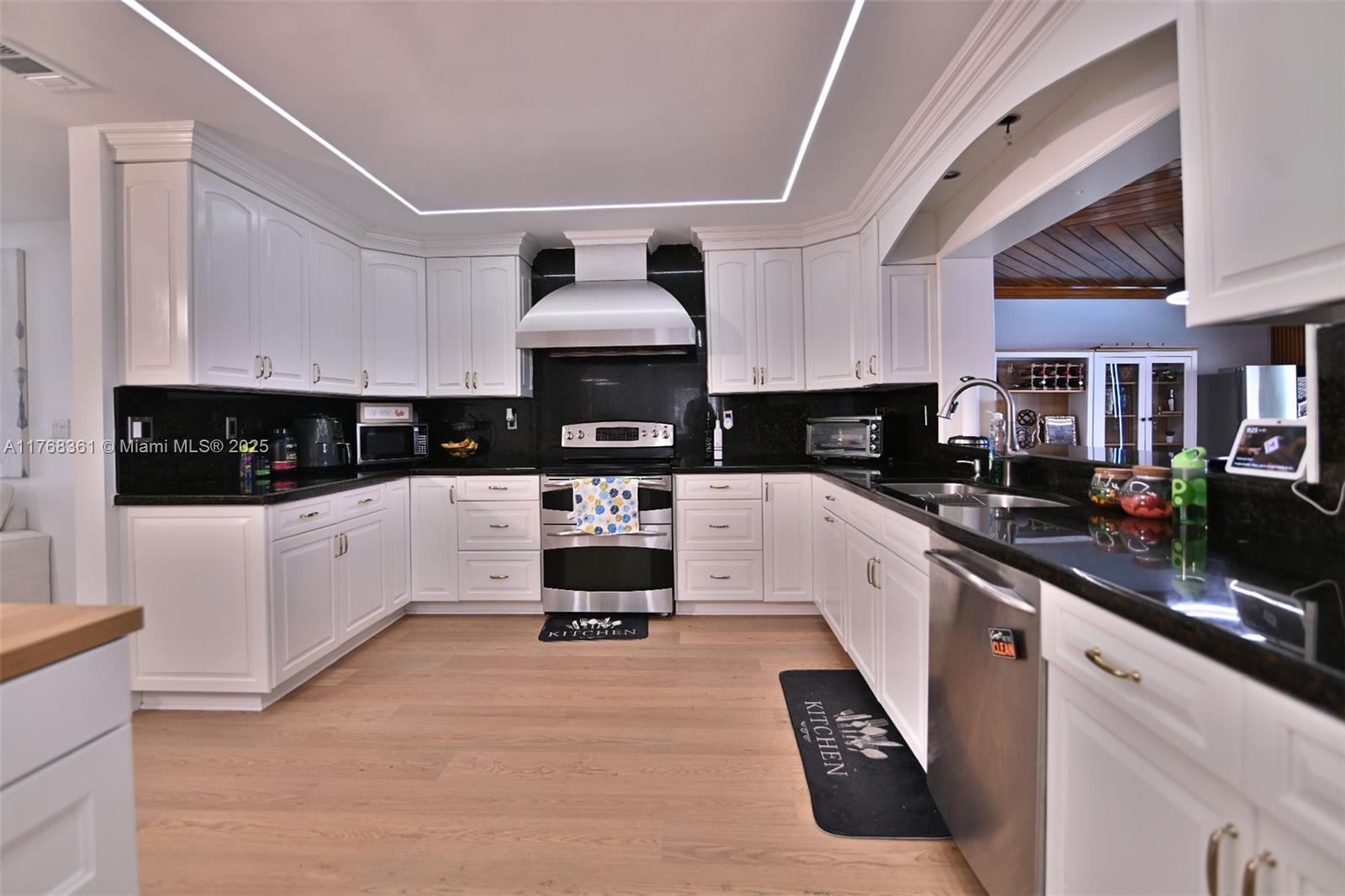 UNIVERSITY PARK WEST SEC - Residential