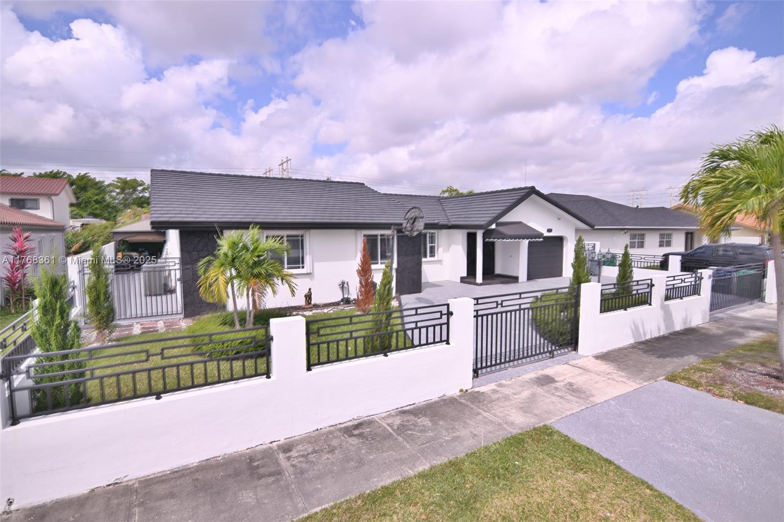 30 Sw 136th Ave, Miami, Broward County, Florida - 4 Bedrooms  
3 Bathrooms - 