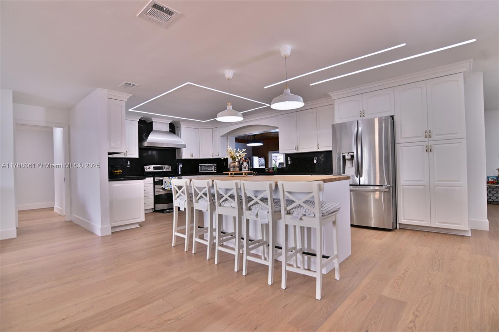 UNIVERSITY PARK WEST SEC - Residential
