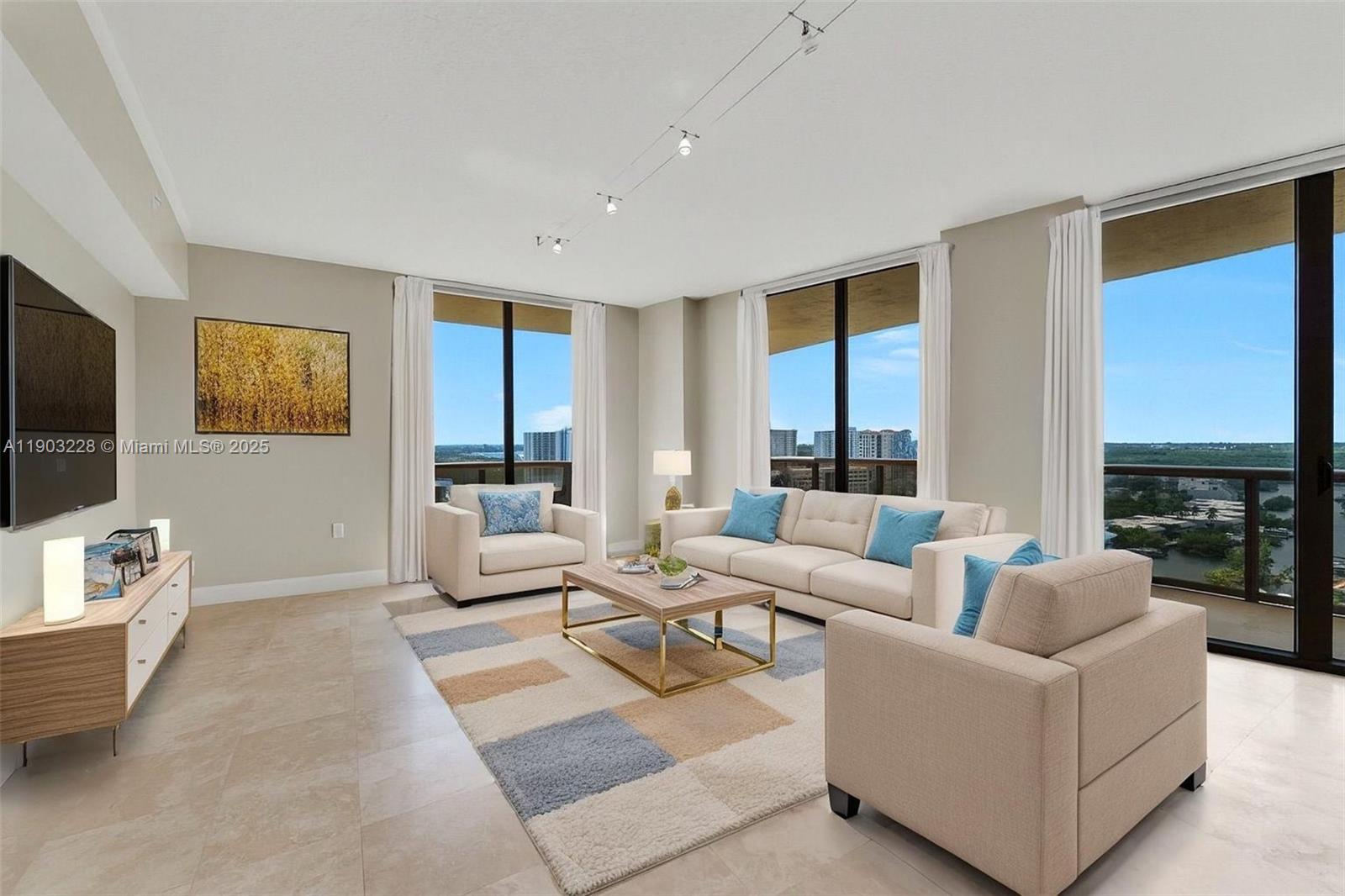 SAYAN CONDO - Residential