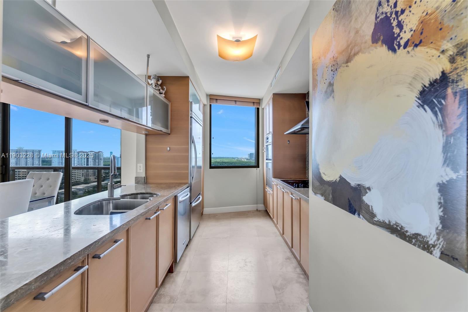 SAYAN CONDO - Residential