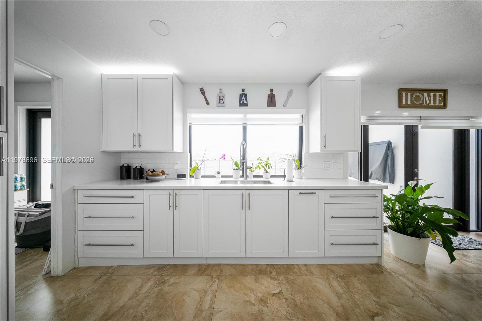 RAINBOW LAKES SECTION 2 - Residential