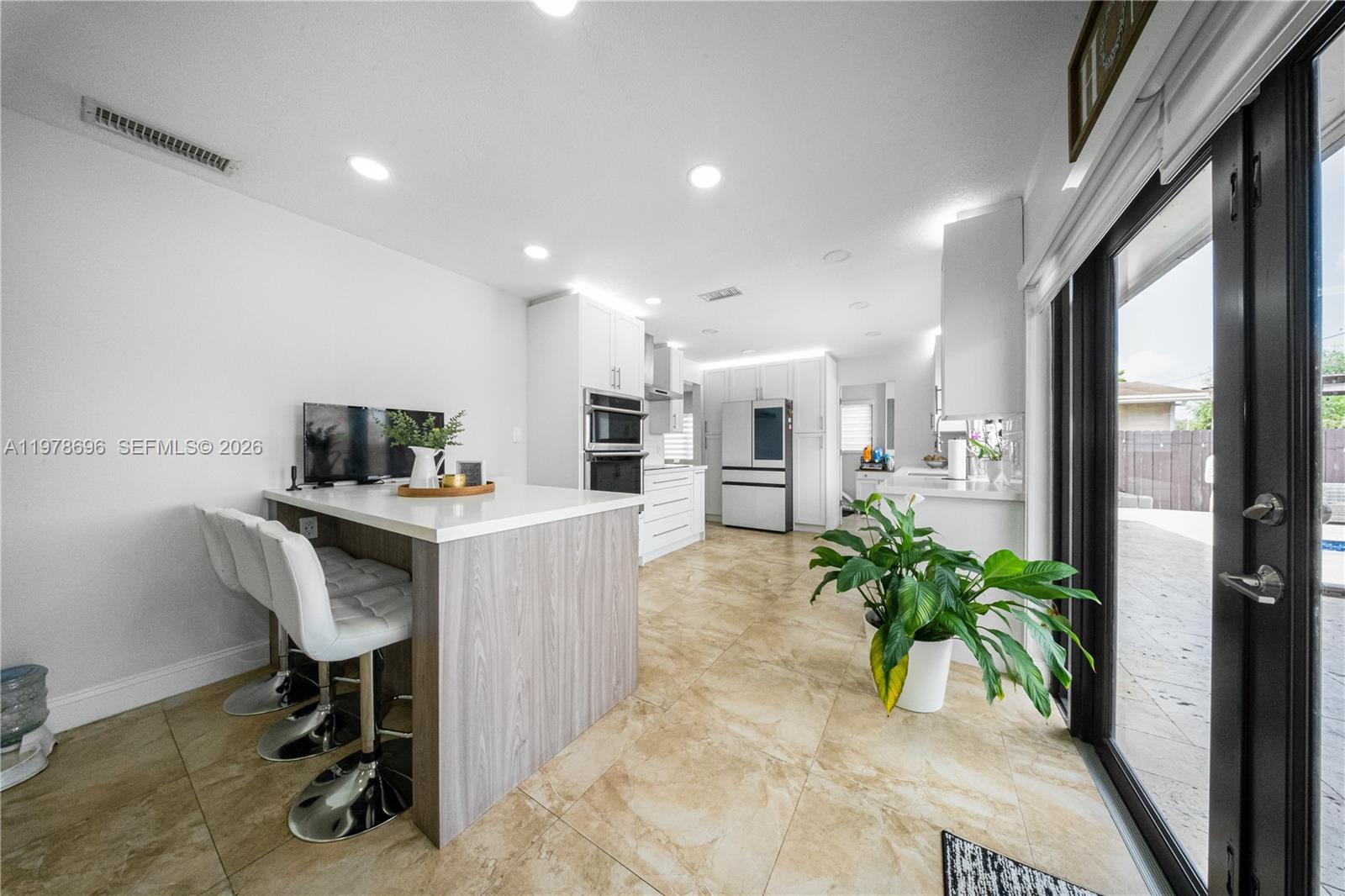 RAINBOW LAKES SECTION 2 - Residential