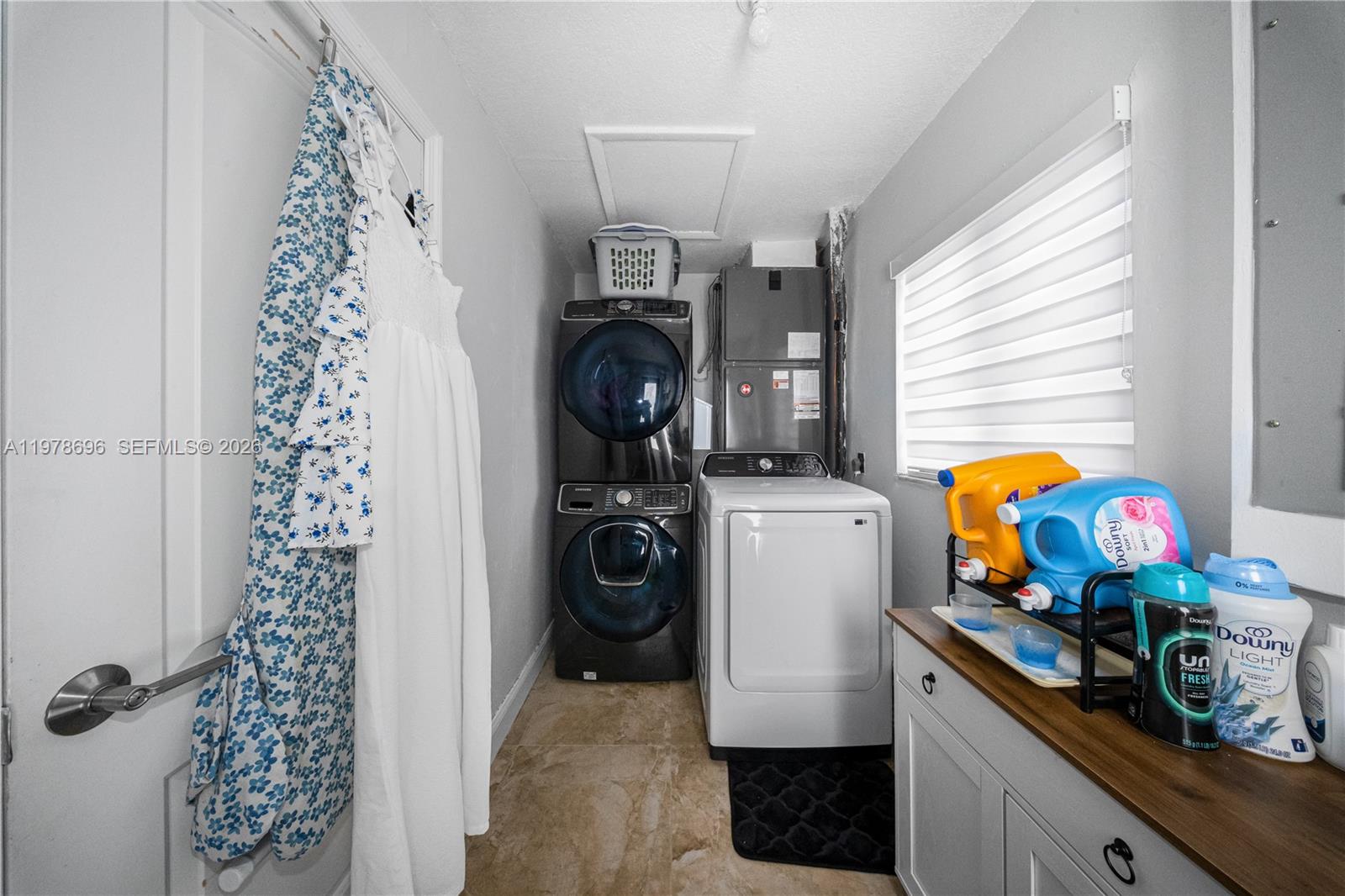 RAINBOW LAKES SECTION 2 - Residential