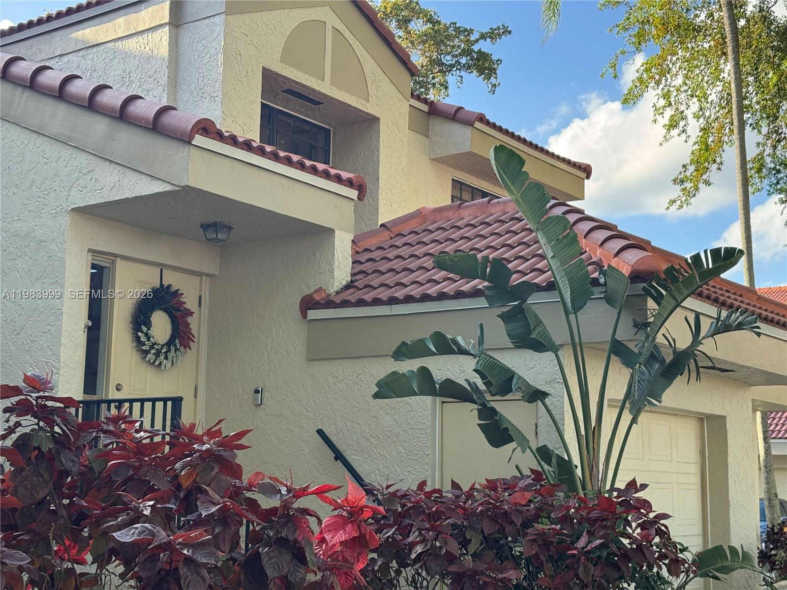 EMERALD OAKS 24 CONDO - Residential