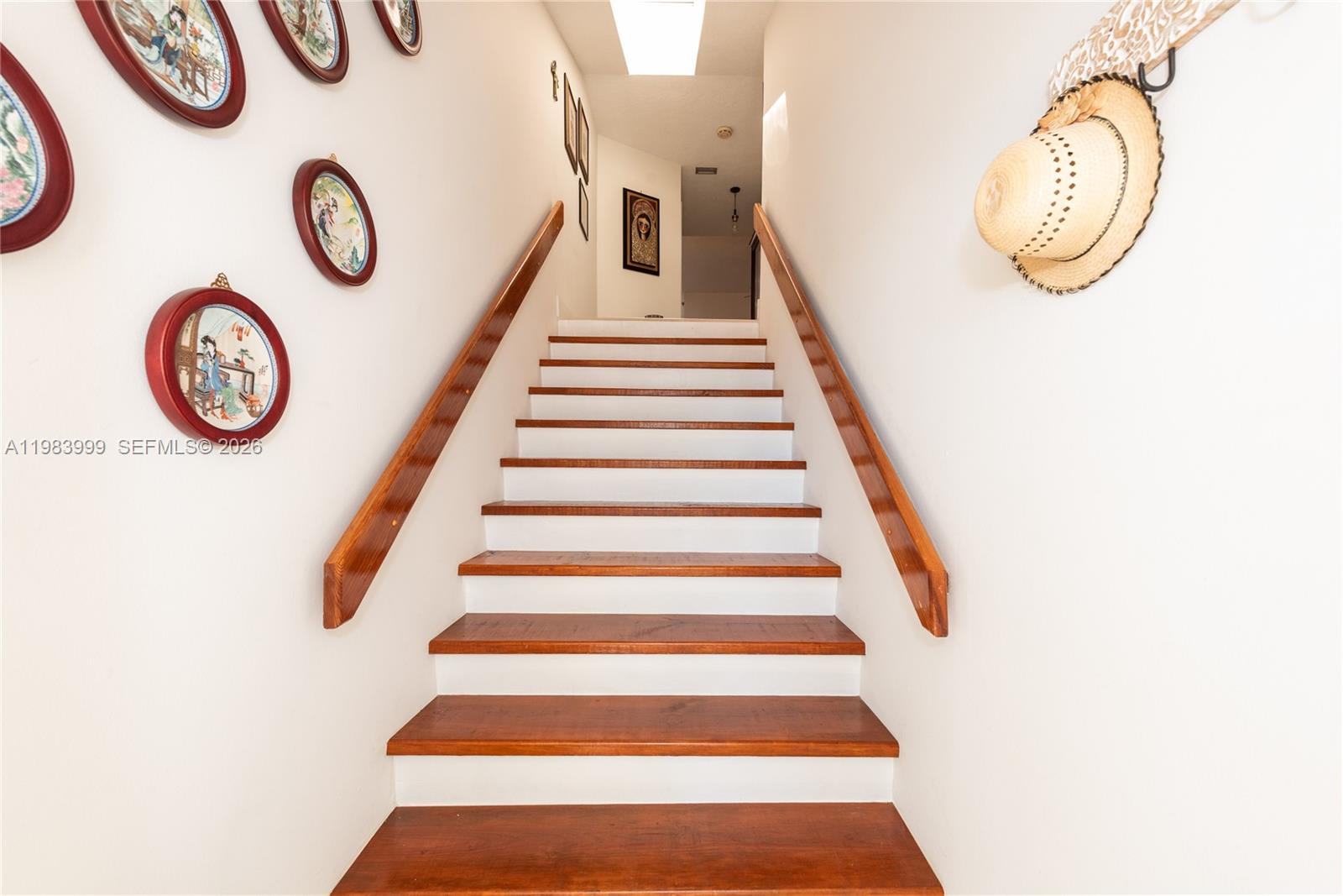 EMERALD OAKS 24 CONDO - Residential