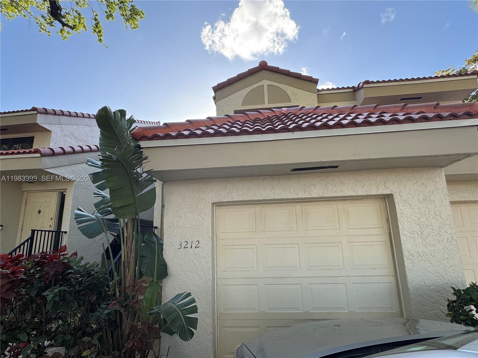 EMERALD OAKS 24 CONDO - Residential