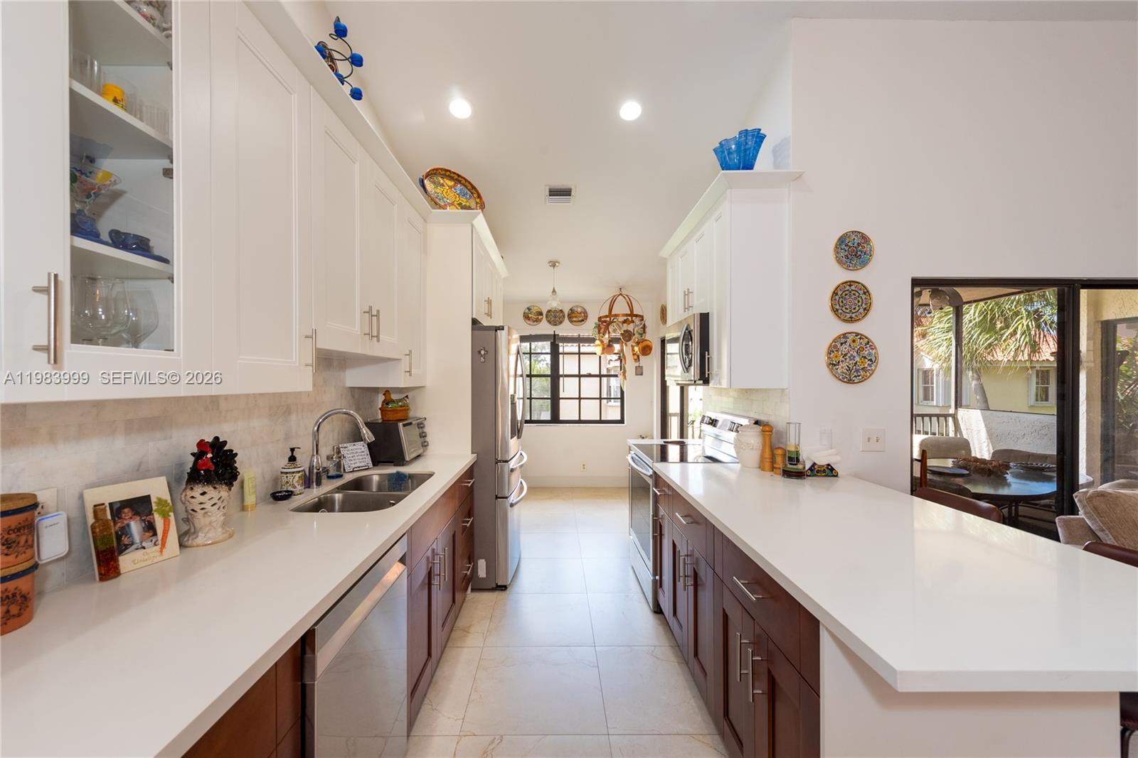 EMERALD OAKS 24 CONDO - Residential