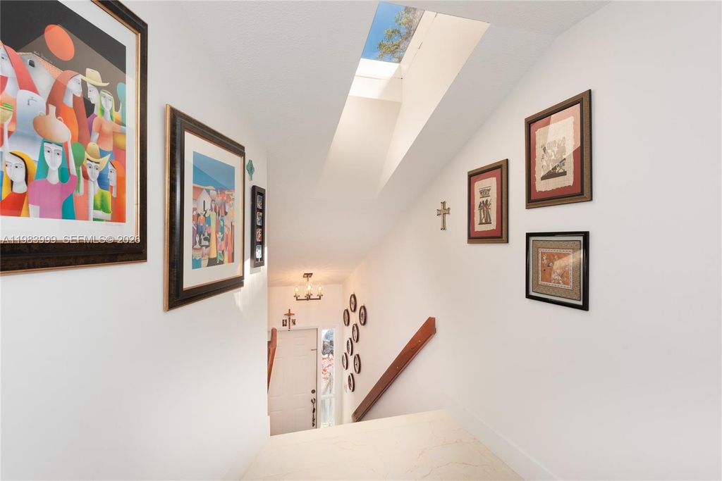 Photo of 3212 Arbor Ln #2407, Hollywood, FL 33021 (MLS # A11983999)