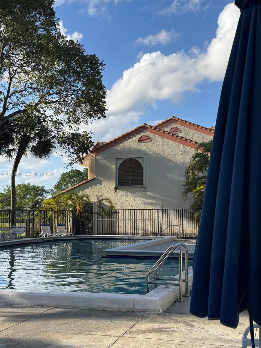 EMERALD OAKS 24 CONDO - Residential