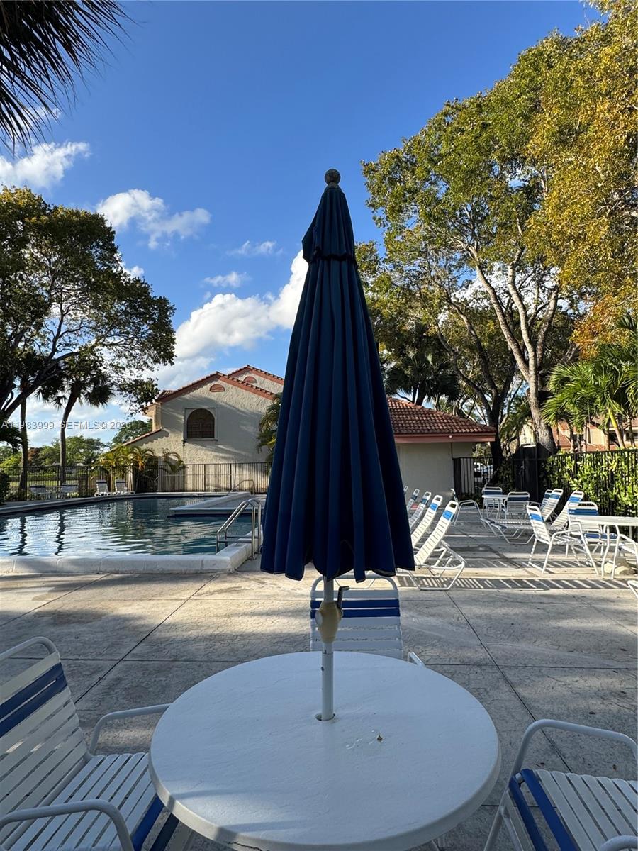 EMERALD OAKS 24 CONDO - Residential